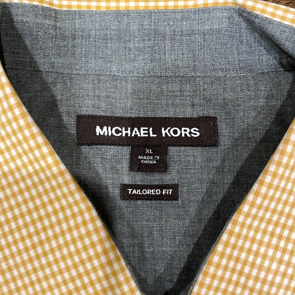Men’s plaid button down tailored fit